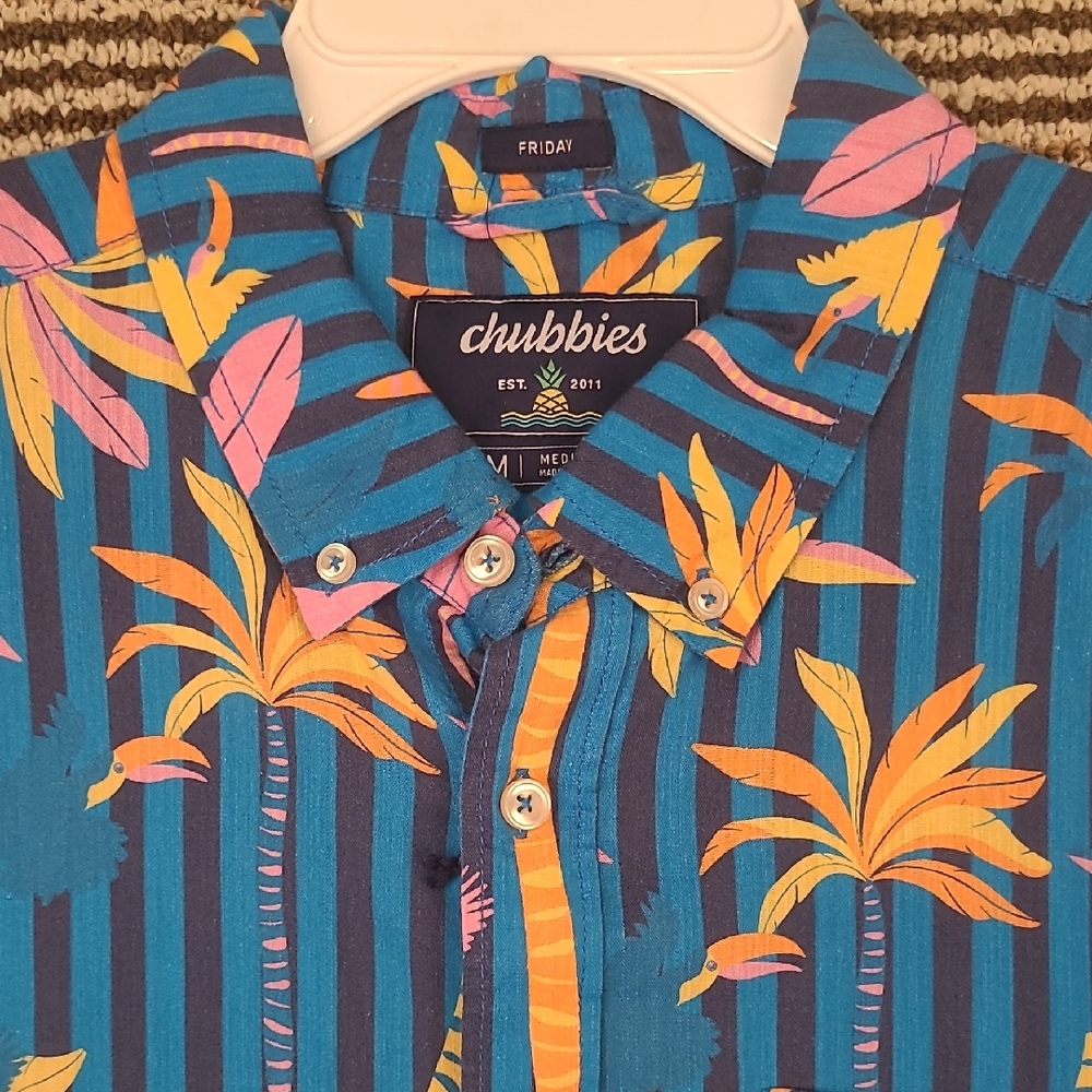 CHUBBIES Wild Blue Resort Weave Friday Floral Medium Mens Short Sleeve Shirt NEW